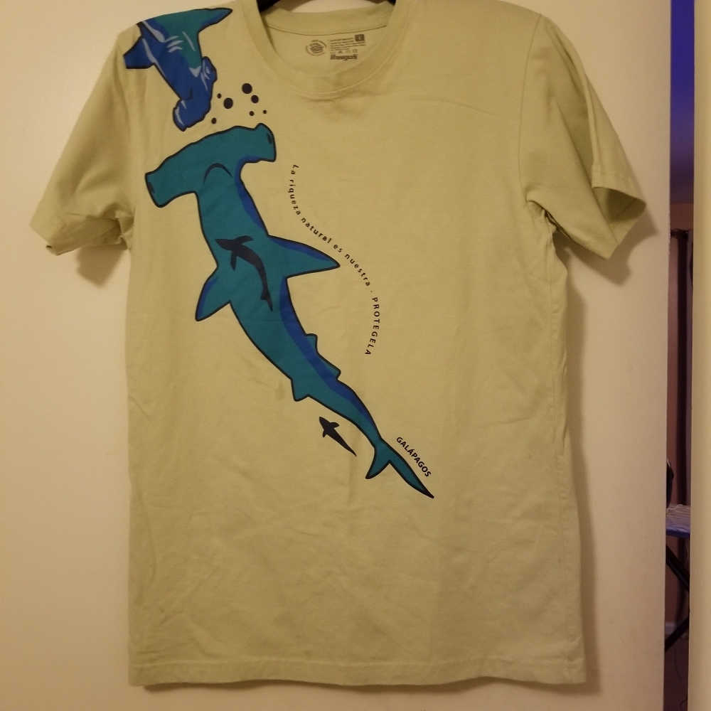 Galapagos Shark Cotton mens tshirt L